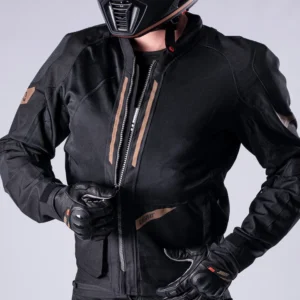 Leatt 2026 JacketADV 4.5FlowTour Short StealthBlackGrey Detail2 5026002500 7f5a9abb ab09 42ce a51e bcaee7160c56